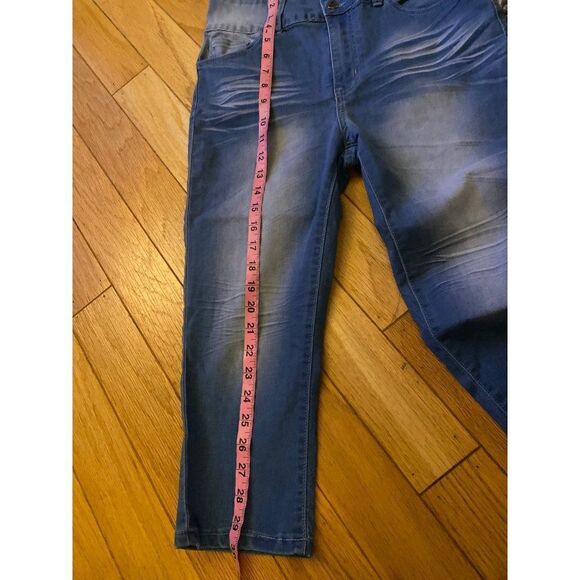 VIP Jeans, women's elastic waist pull on faded wash stretch capri jeans sz 9/29 - Picture 8 of 8